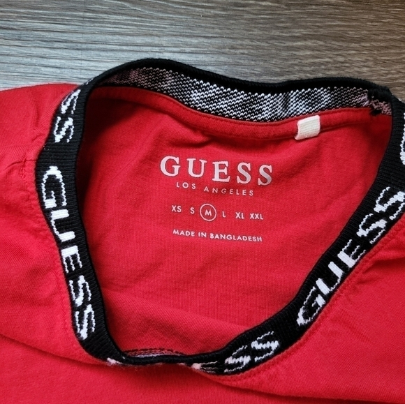 Guess Los Angeles Mens Curved Hem Tee Shirt Medium - Picture 3 of 5